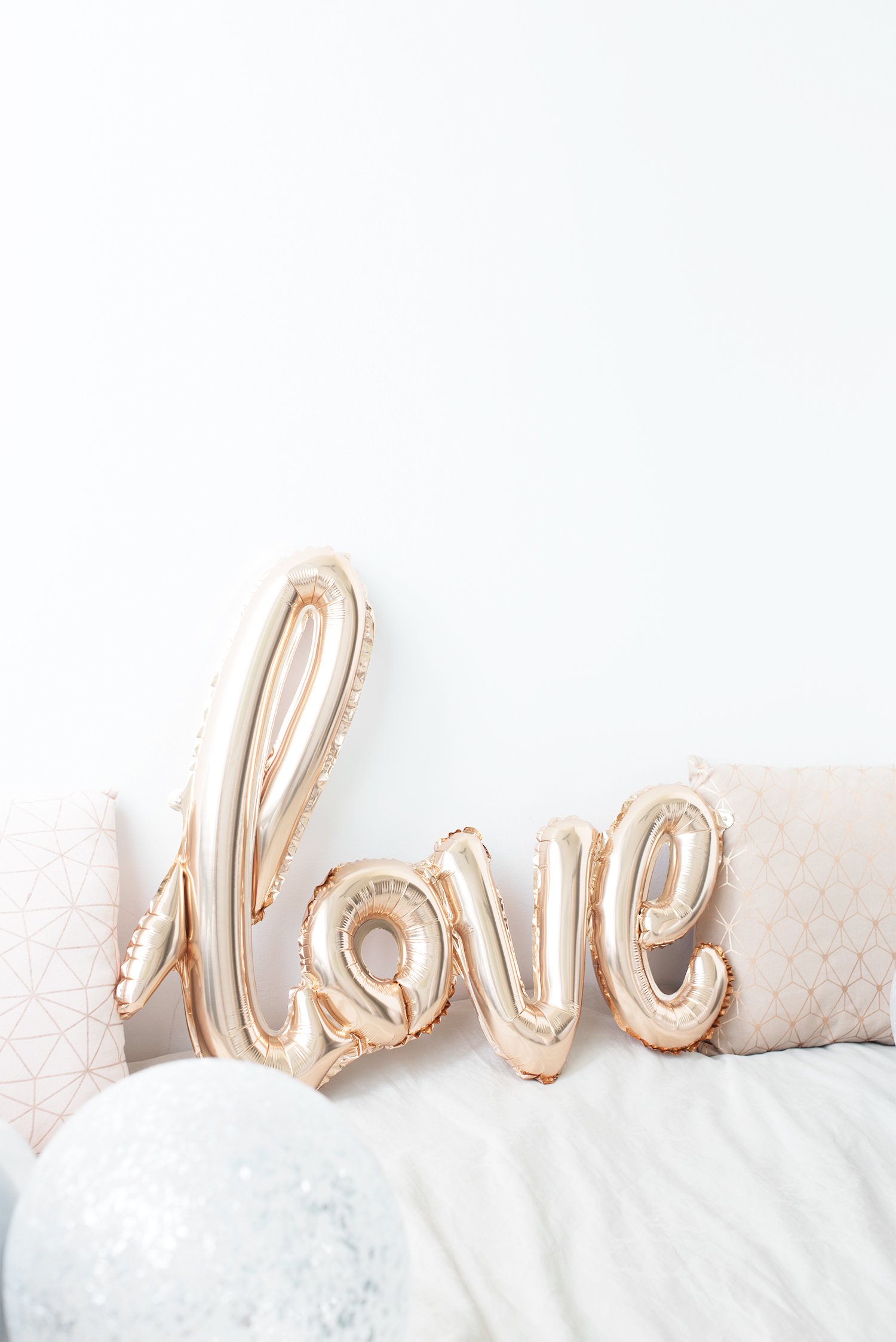 The Skinny Scout Love Balloon Rose Gold
